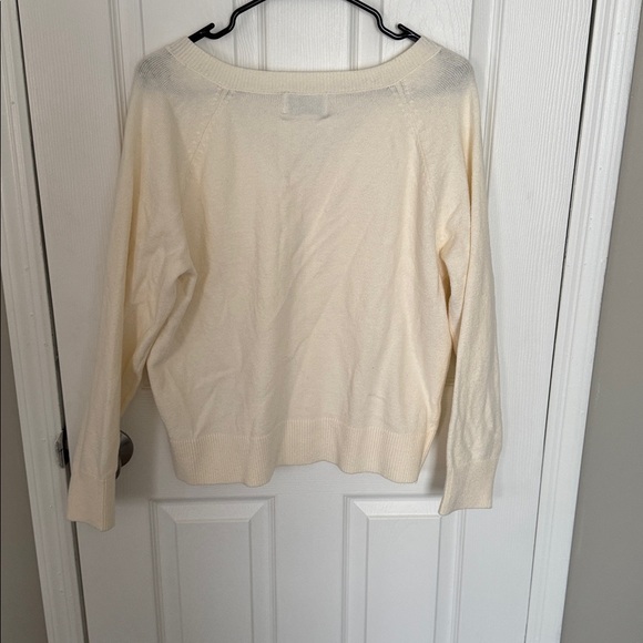 Cream V-Neck Sweater - Picture 2 of 2